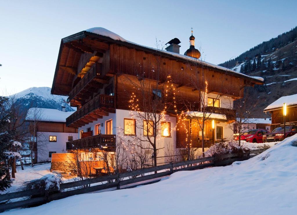 Ferienpension Senfter Innervillgraten Exterior foto